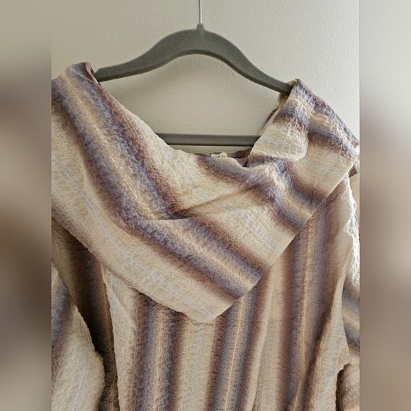 🚚Moving Sale🏡STRIPED TEXTURED TEXTILE DRESS - Picture 6 of 7